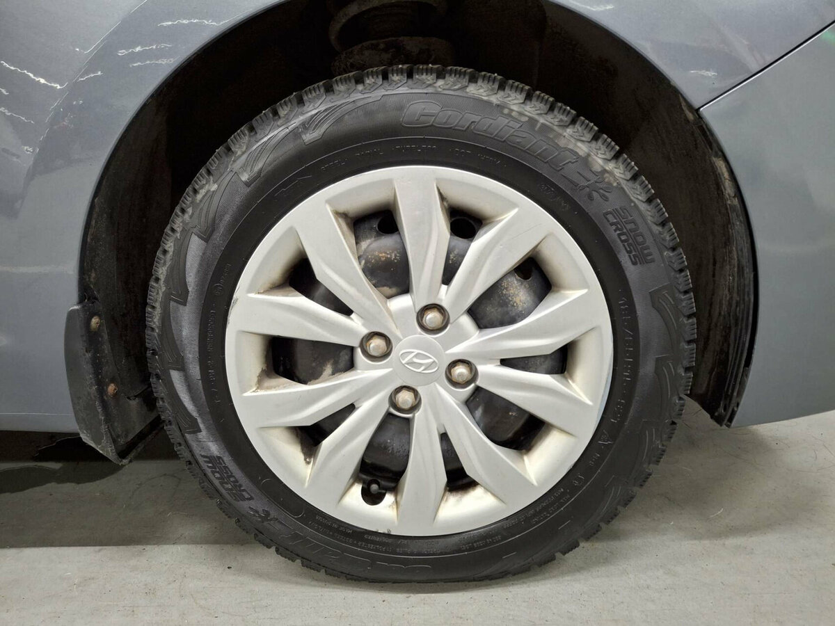 Купить Hyundai Solaris с пробегом. Фото: #16