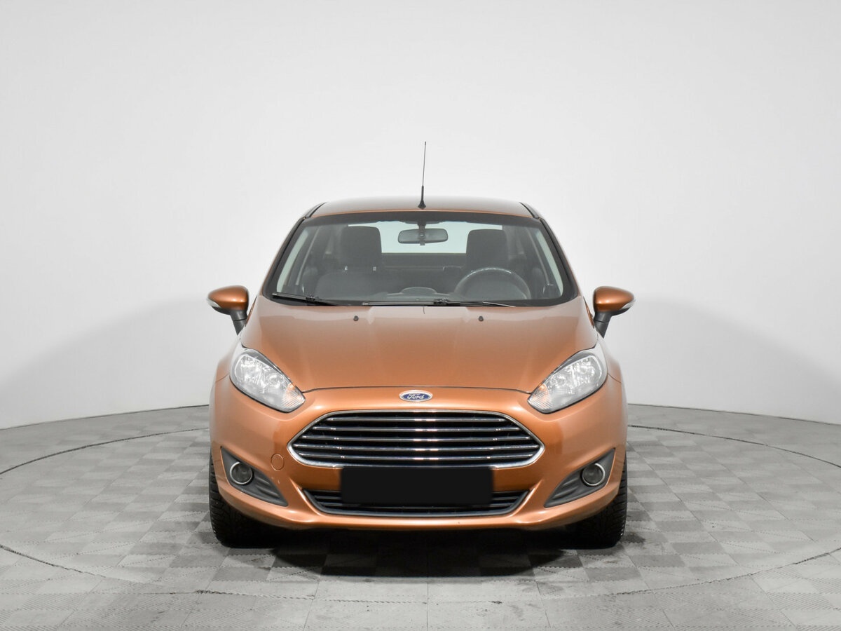 Купить Ford Fiesta с пробегом. Фото: #1