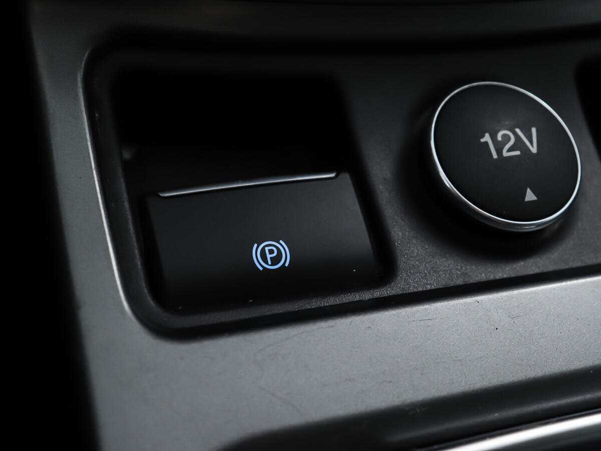 Купить Ford Kuga с пробегом. Фото: #16