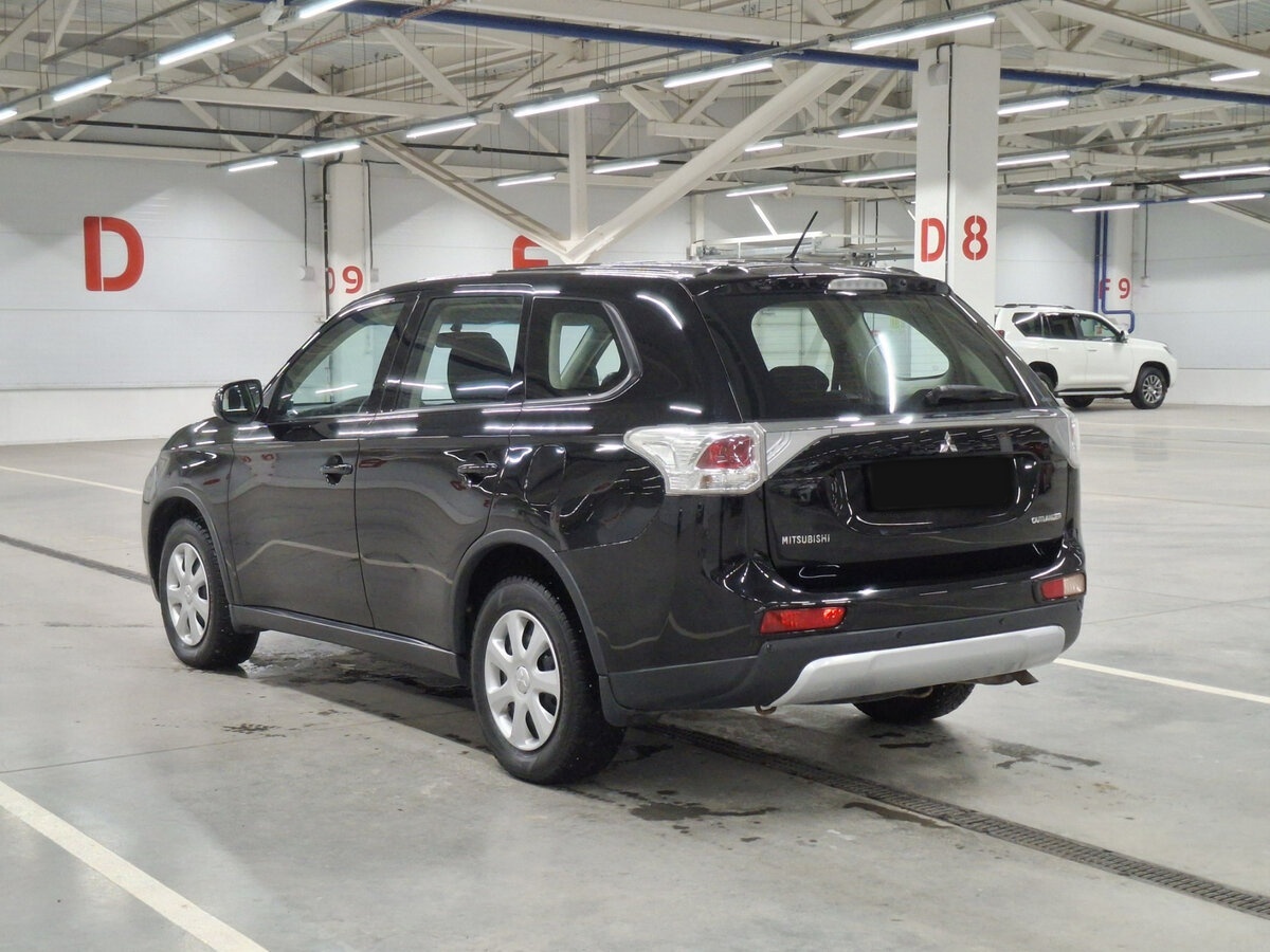 Купить Mitsubishi Outlander с пробегом. Фото: #6