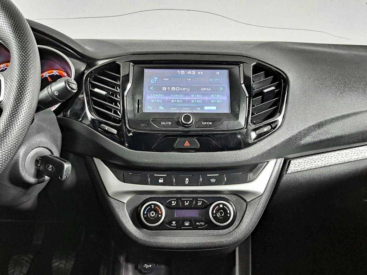 Купить Lada (ВАЗ) Vesta с пробегом. Фото: #12