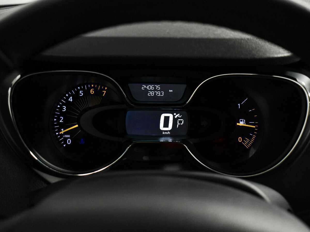Купить Renault Kaptur с пробегом. Фото: #17