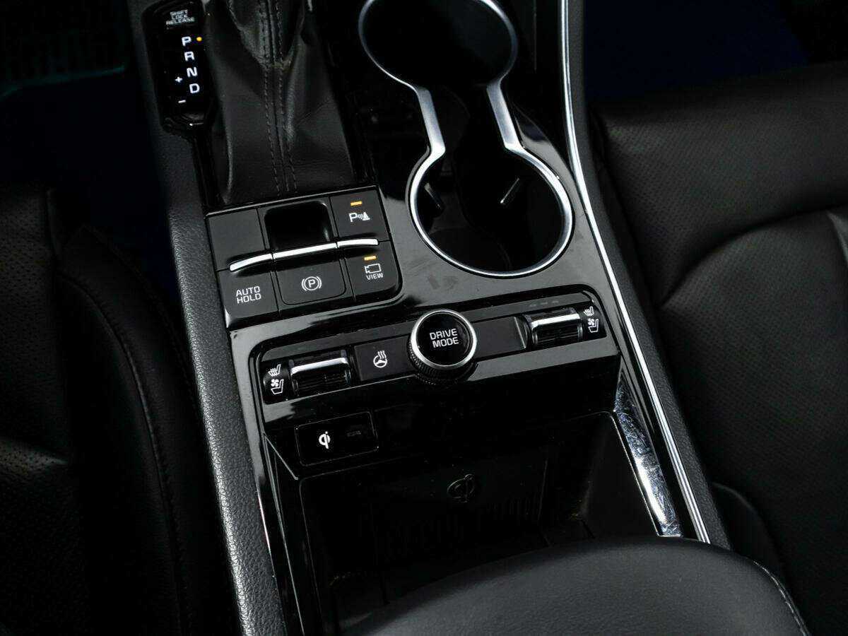 Купить Kia K5 с пробегом. Фото: #18