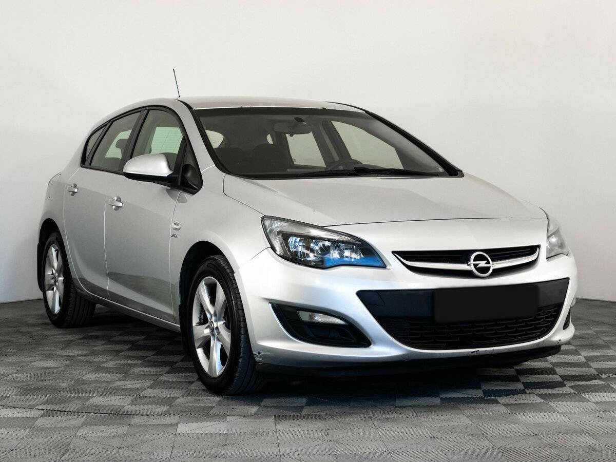 Купить Opel Astra с пробегом. Фото: #2