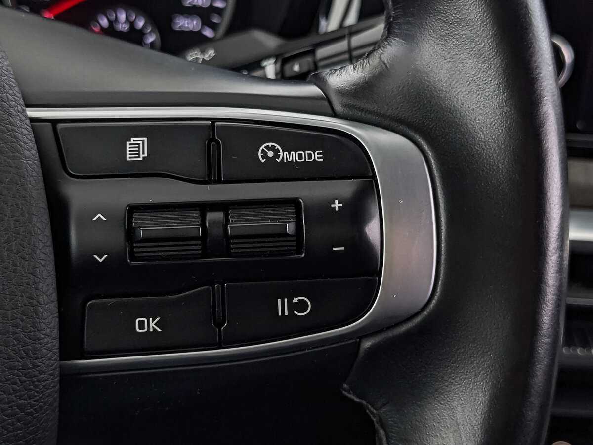 Купить Kia K5 с пробегом. Фото: #27