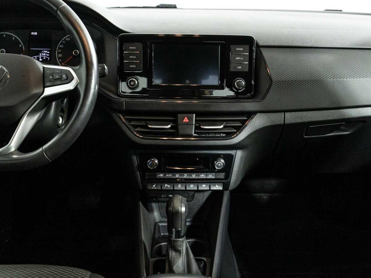 Купить Volkswagen Polo с пробегом. Фото: #13