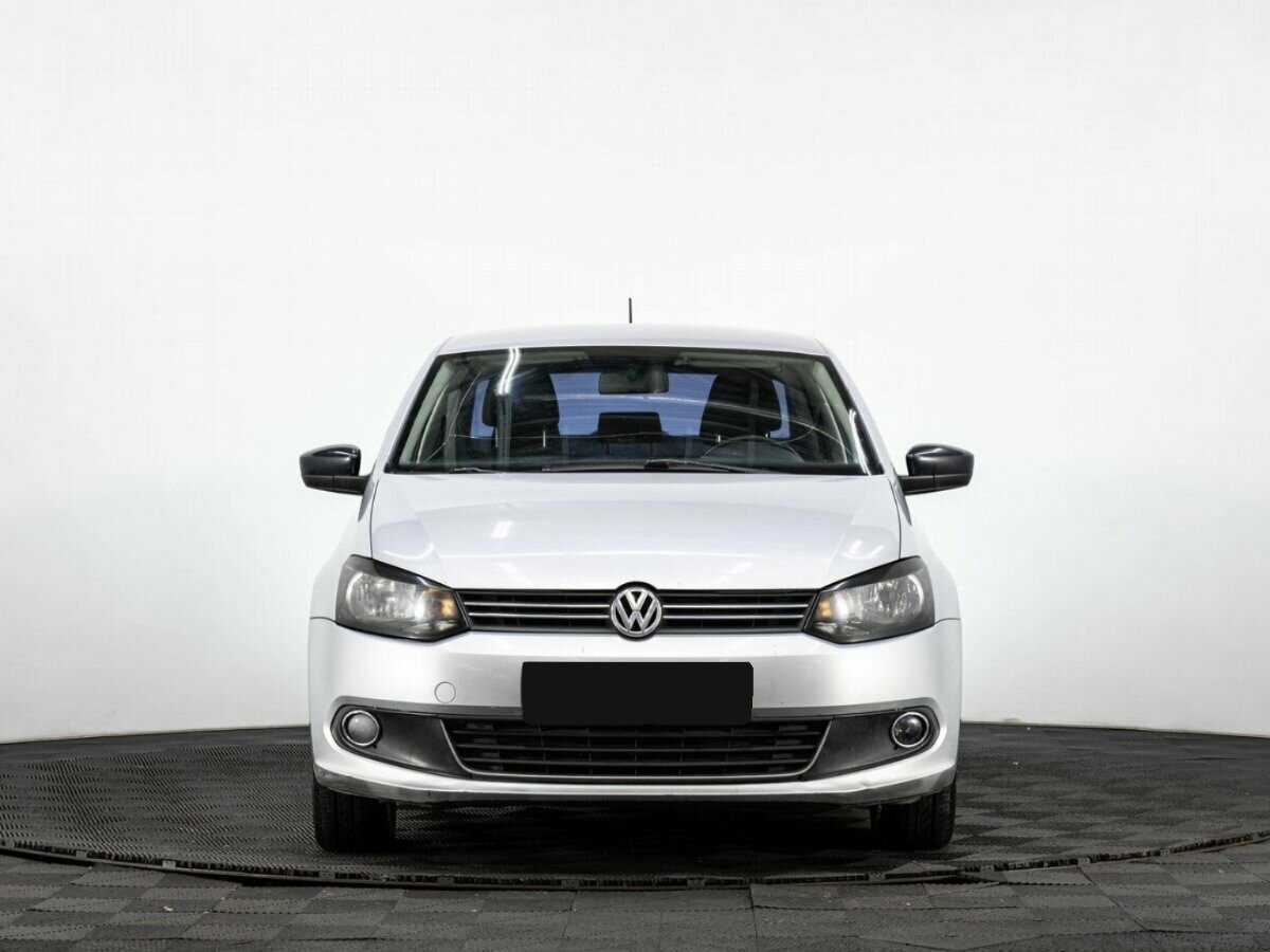 Купить Volkswagen Polo с пробегом. Фото: #1
