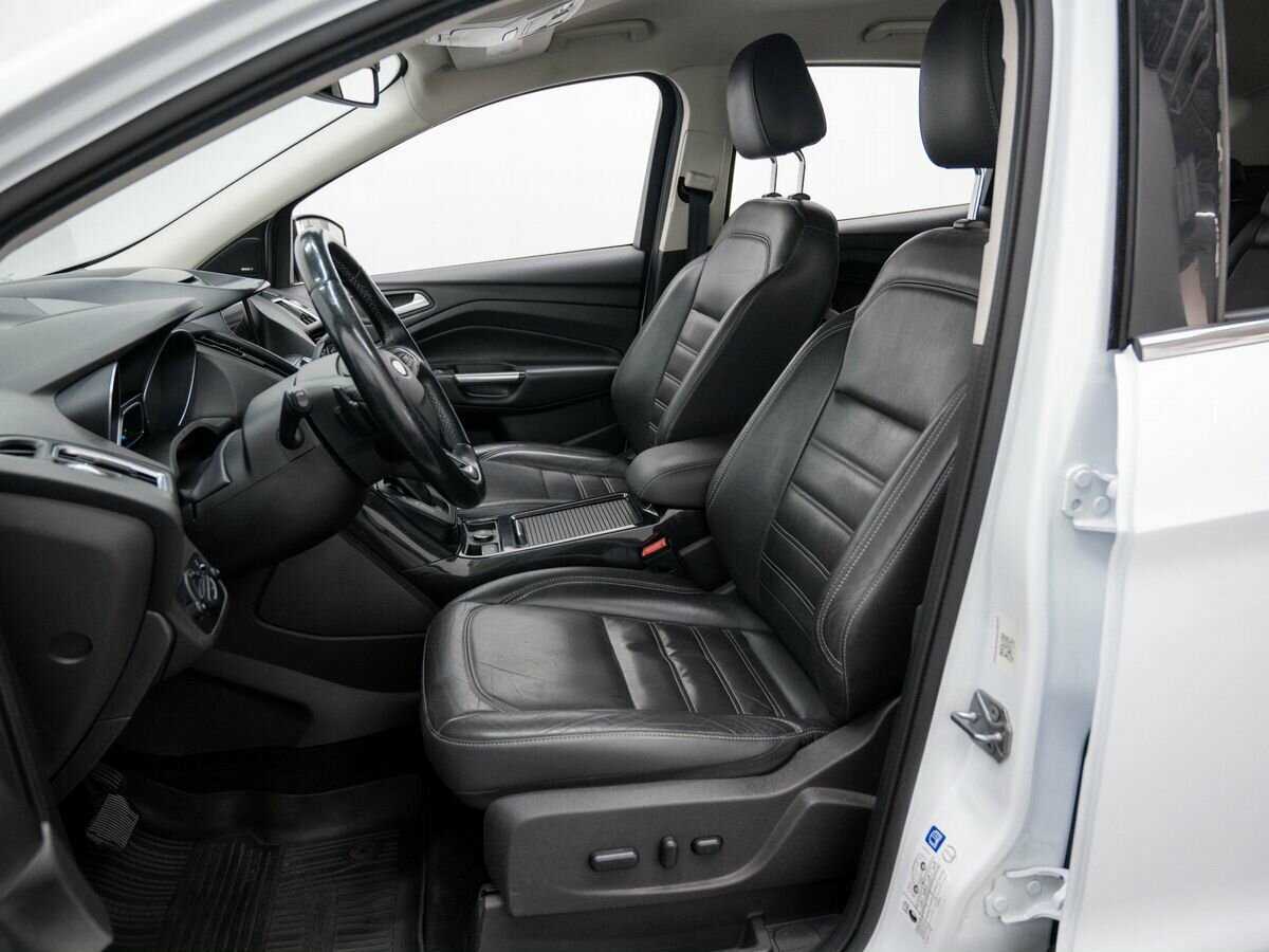 Купить Ford Kuga с пробегом. Фото: #13