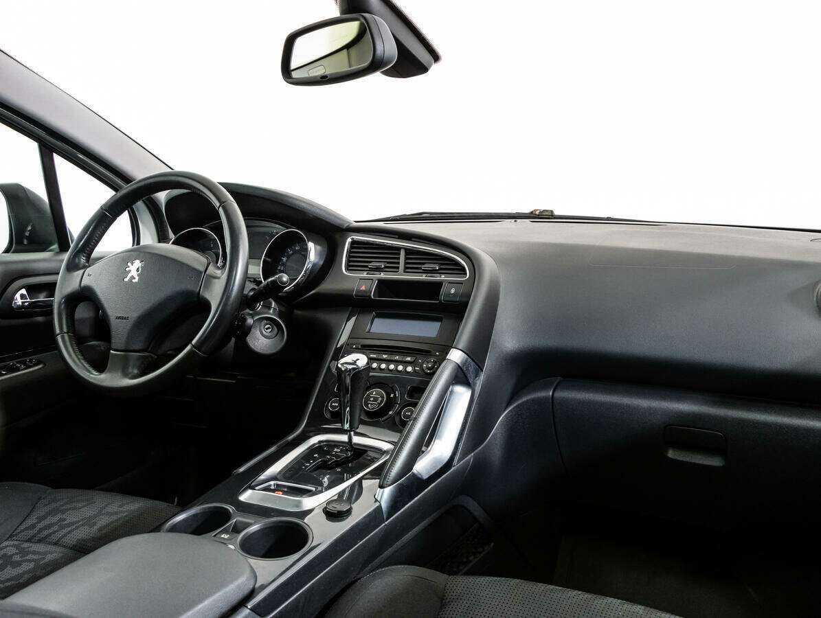 Купить Peugeot 3008 с пробегом. Фото: #8
