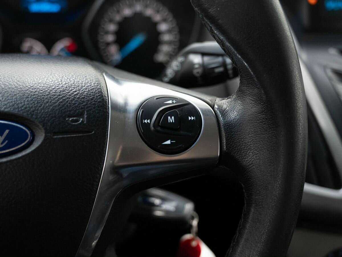 Купить Ford Focus с пробегом. Фото: #25