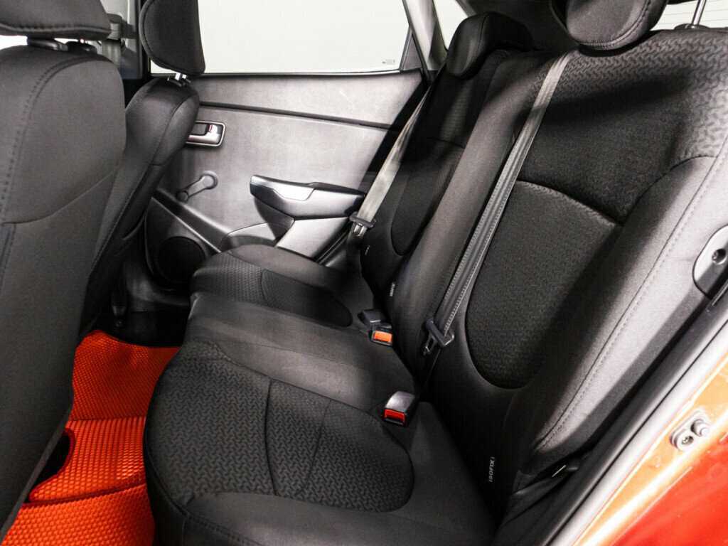 Купить Kia Rio с пробегом. Фото: #9