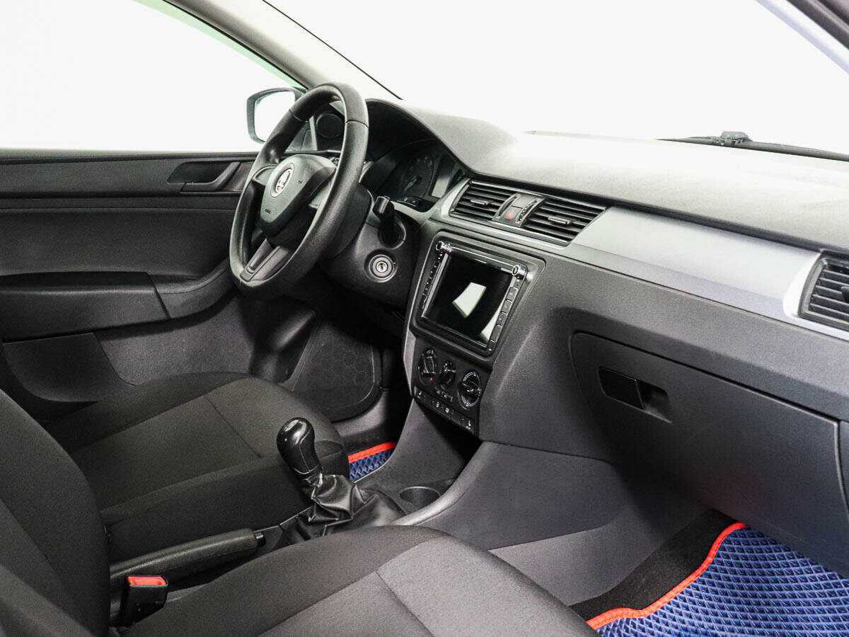 Купить Skoda Rapid с пробегом. Фото: #6