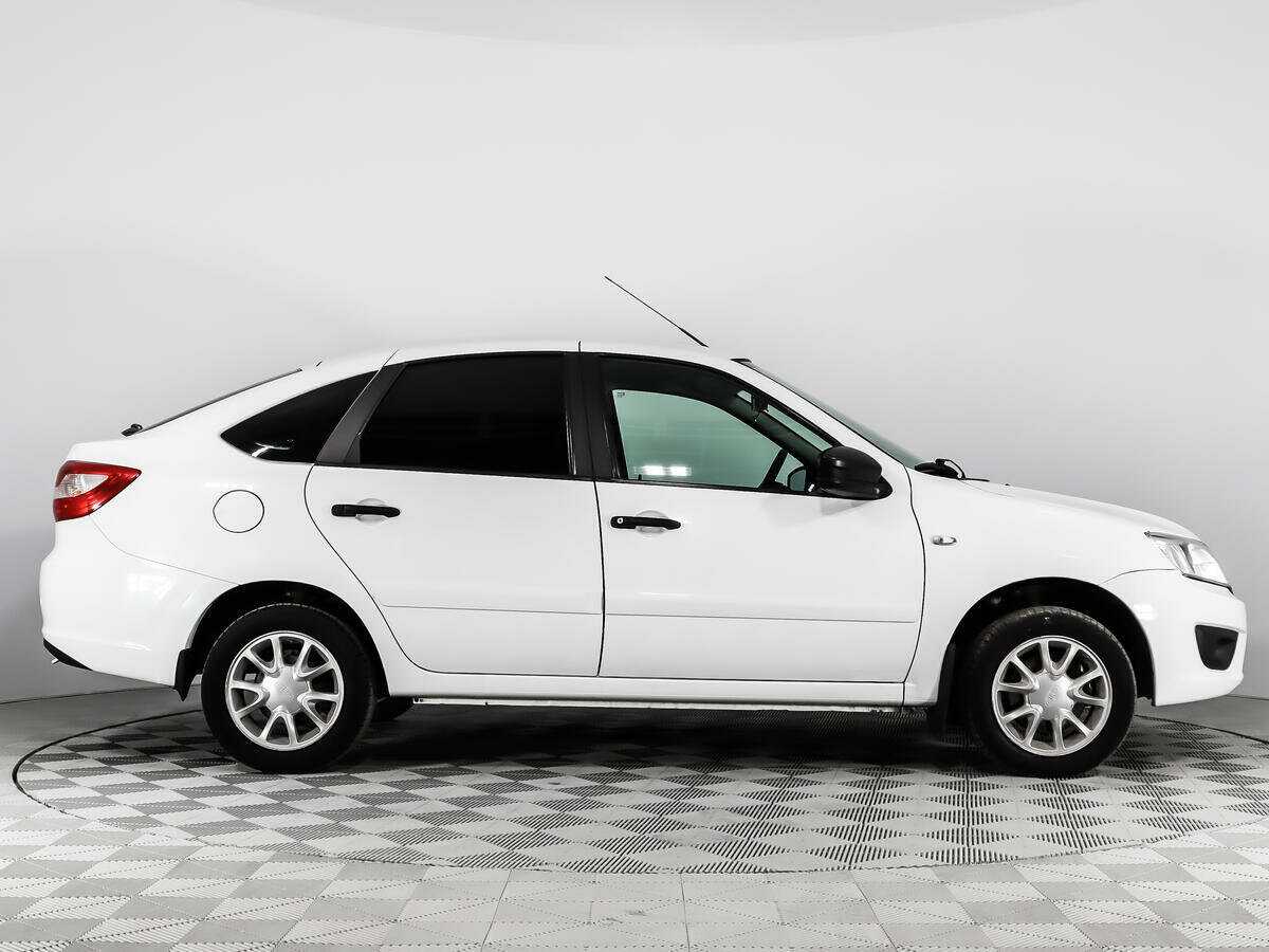 Купить Lada (ВАЗ) Granta с пробегом. Фото: #3