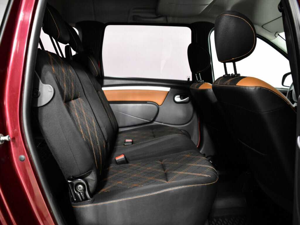 Купить Lada (ВАЗ) Largus с пробегом. Фото: #9