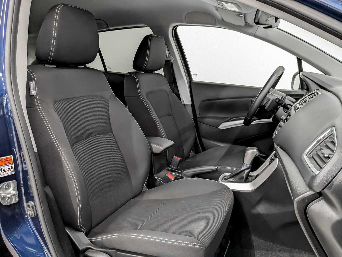 Купить Suzuki SX4 с пробегом. Фото: #22