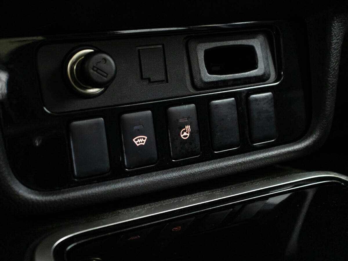 Купить Mitsubishi Outlander с пробегом. Фото: #17