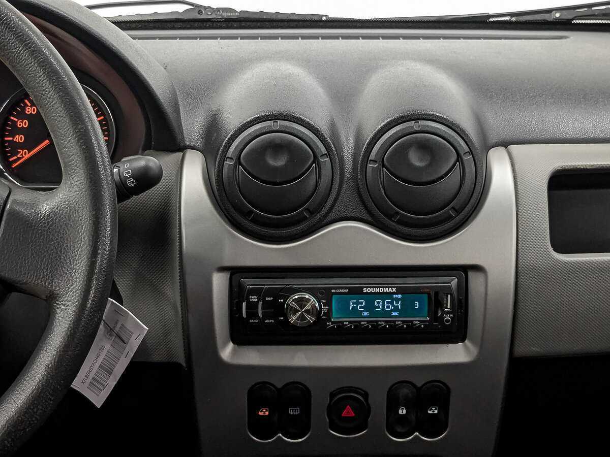 Купить Renault Sandero с пробегом. Фото: #16