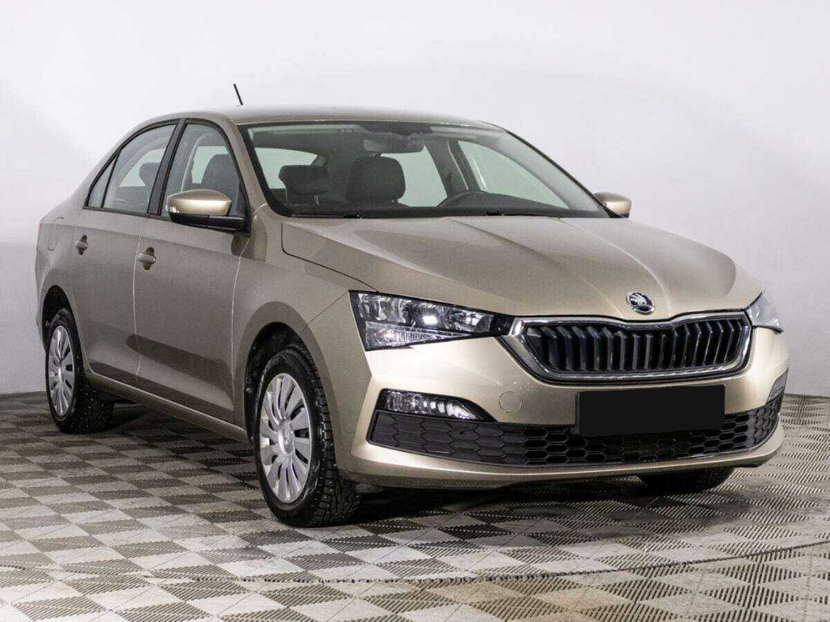 Купить Skoda Rapid с пробегом. Фото: #2