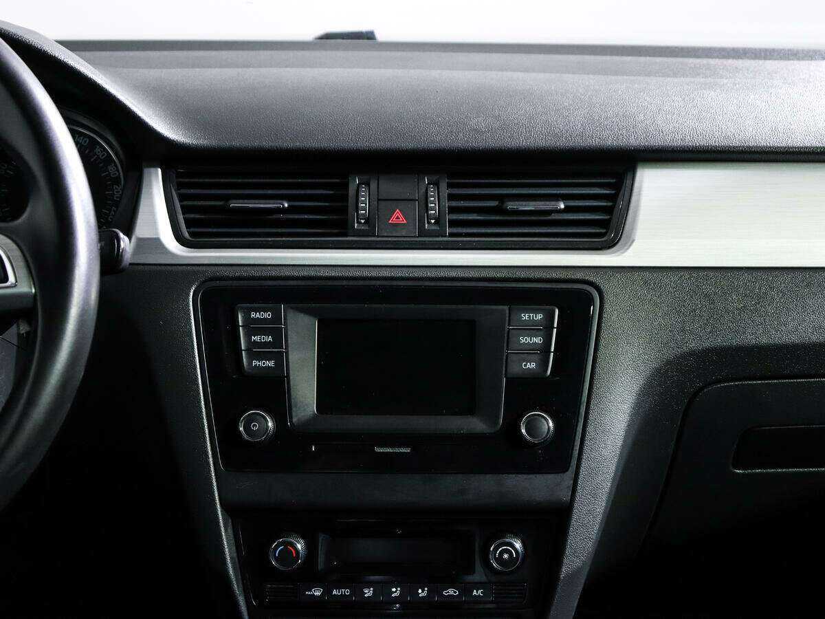 Купить Skoda Rapid с пробегом. Фото: #11