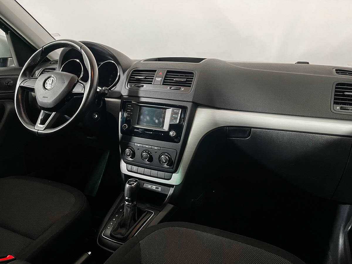 Купить Skoda Yeti с пробегом. Фото: #6