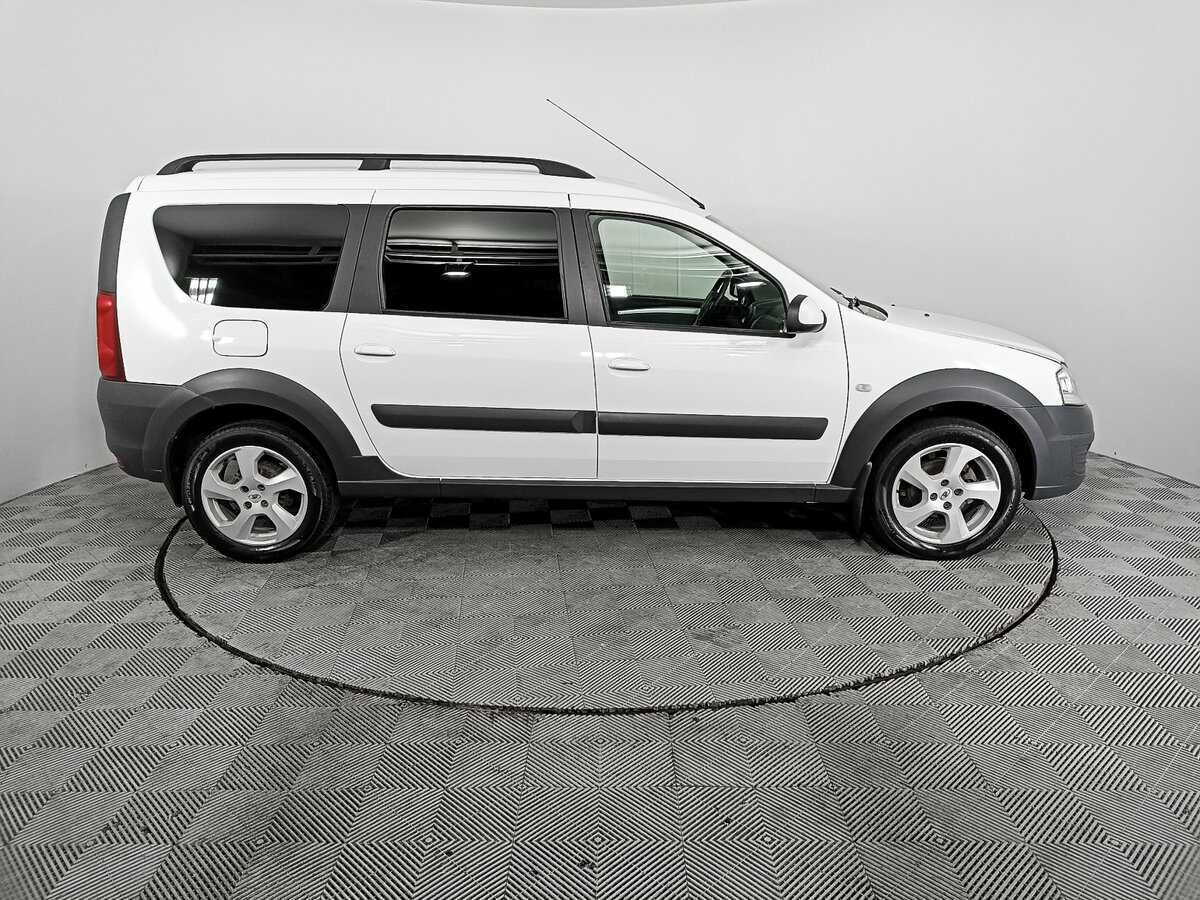 Купить Lada (ВАЗ) Largus с пробегом. Фото: #3