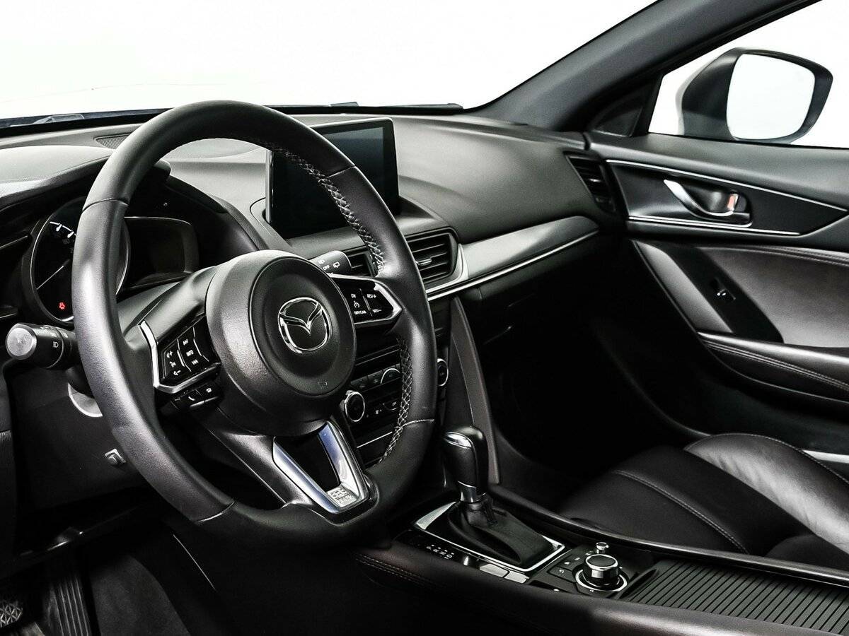 Купить Mazda CX-4 с пробегом. Фото: #11