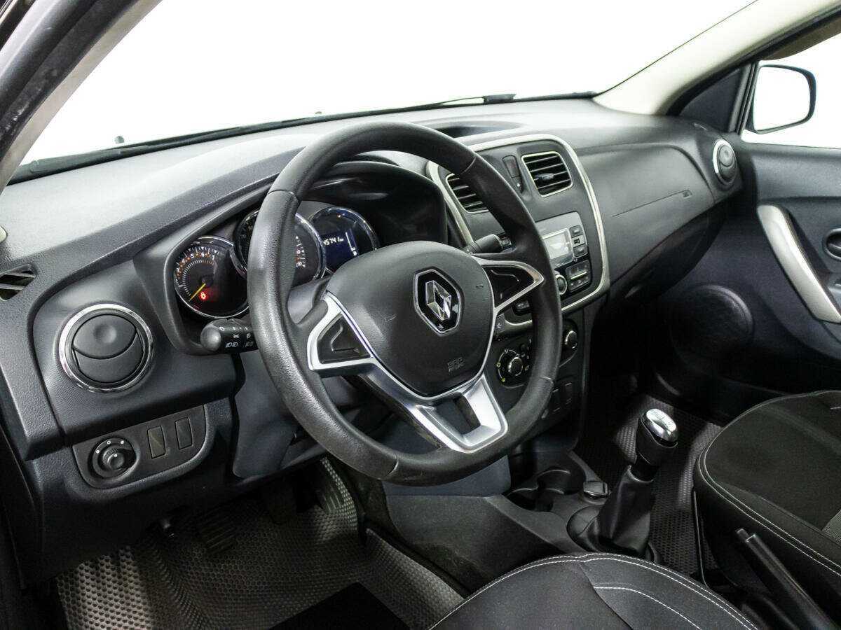 Купить Renault Logan с пробегом. Фото: #10