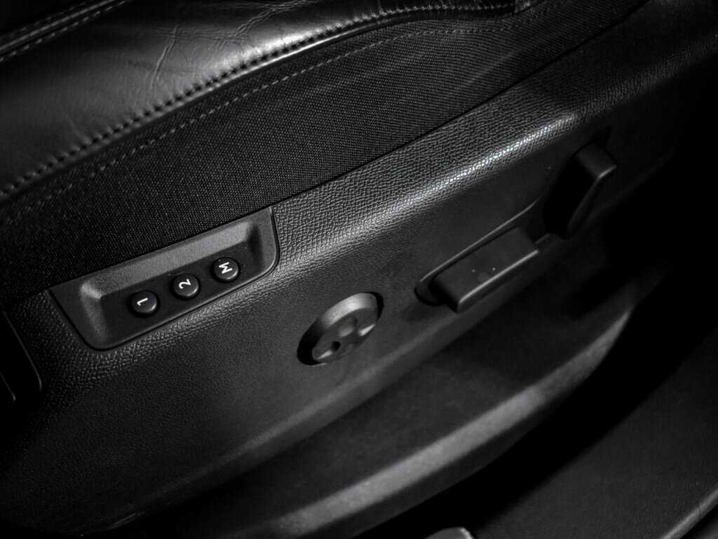 Купить Peugeot 3008 с пробегом. Фото: #11