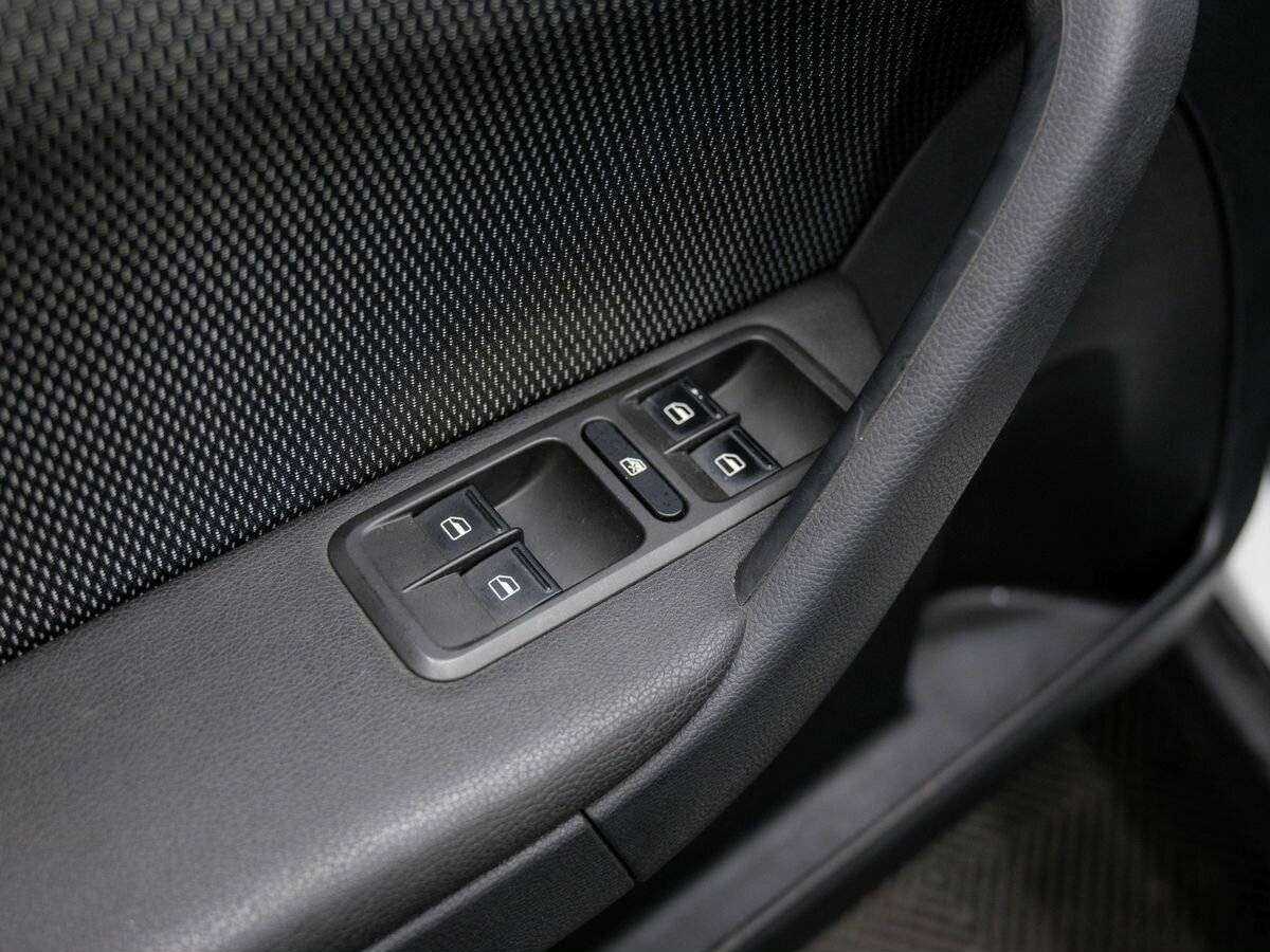 Купить Skoda Yeti с пробегом. Фото: #13