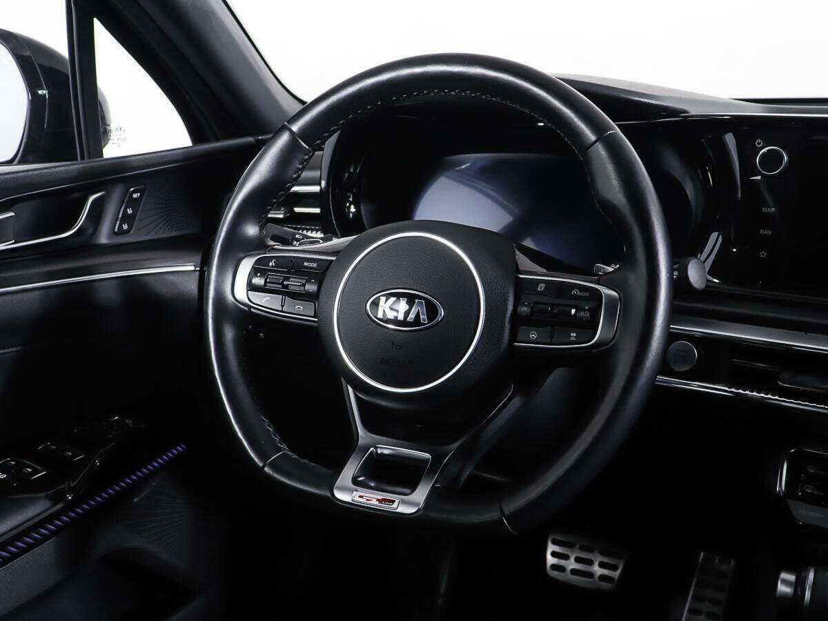 Купить Kia K5 с пробегом. Фото: #14