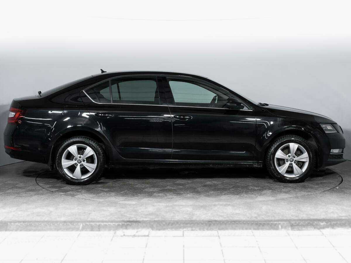 Купить Skoda Octavia с пробегом. Фото: #3
