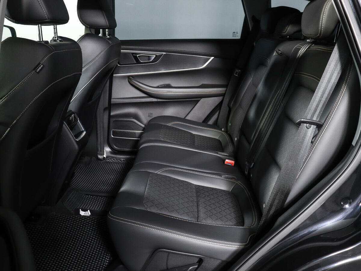 Купить Chery Tiggo 8 с пробегом. Фото: #6