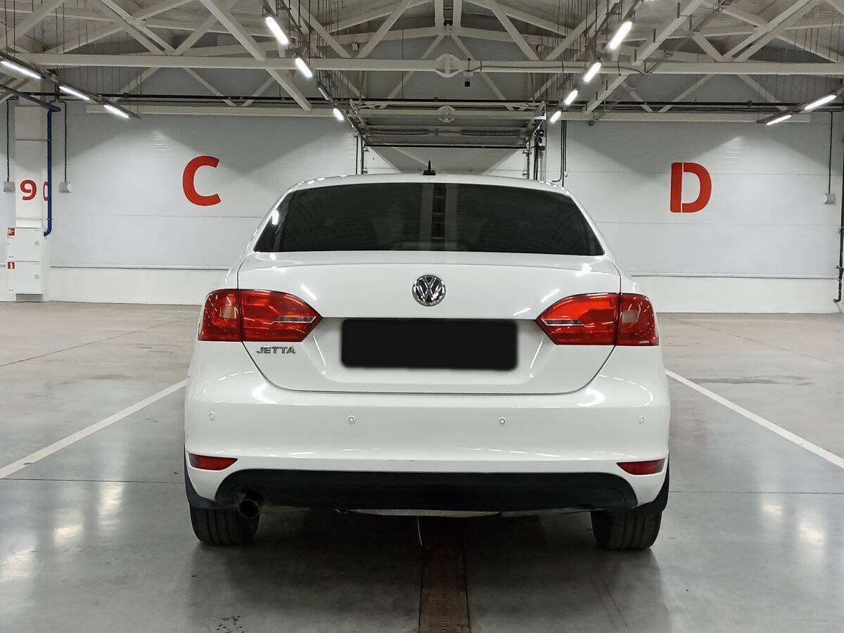 Купить Volkswagen Jetta с пробегом. Фото: #5