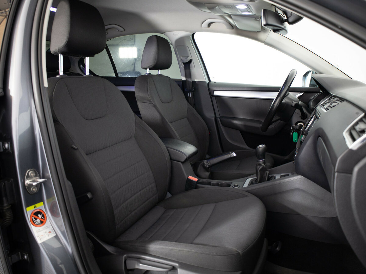 Купить Skoda Octavia с пробегом. Фото: #15