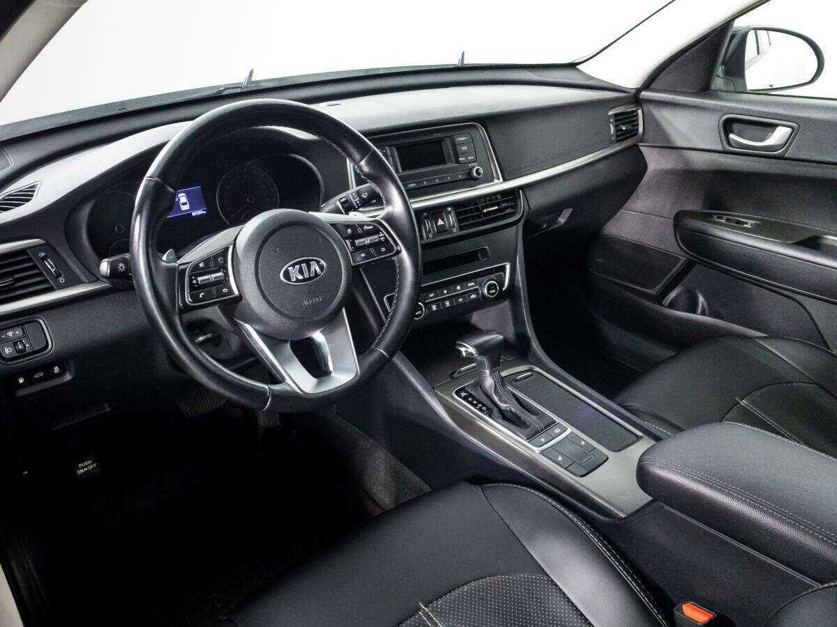 Купить Kia Optima с пробегом. Фото: #10