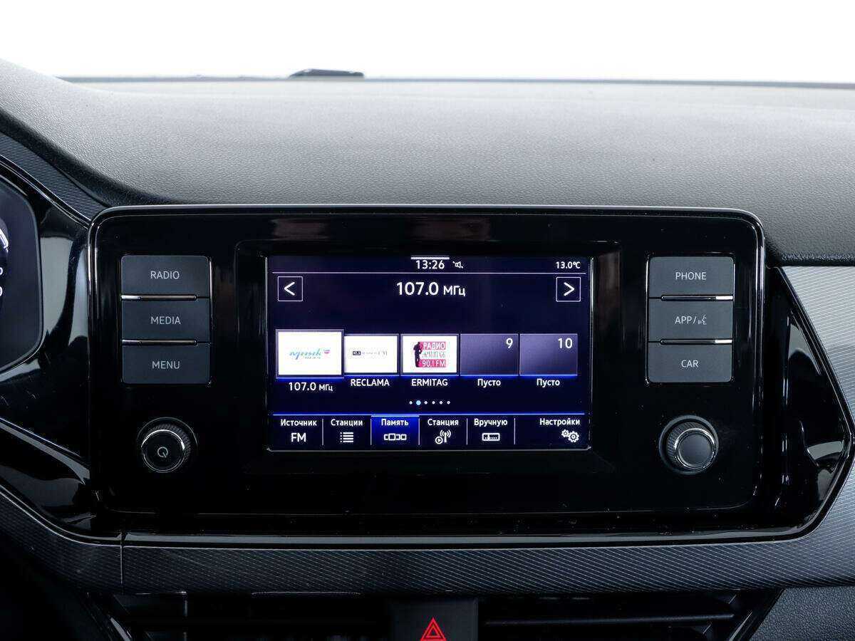 Купить Volkswagen Polo с пробегом. Фото: #14