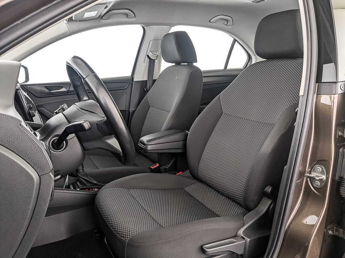 Купить Volkswagen Polo с пробегом. Фото: #16