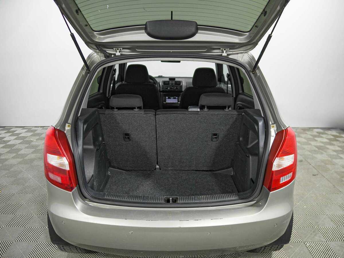 Купить Skoda Fabia с пробегом. Фото: #13