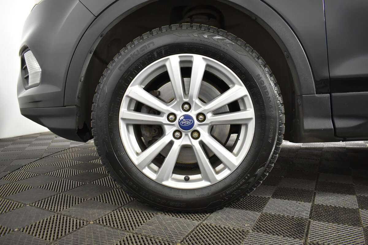 Купить Ford Kuga с пробегом. Фото: #7
