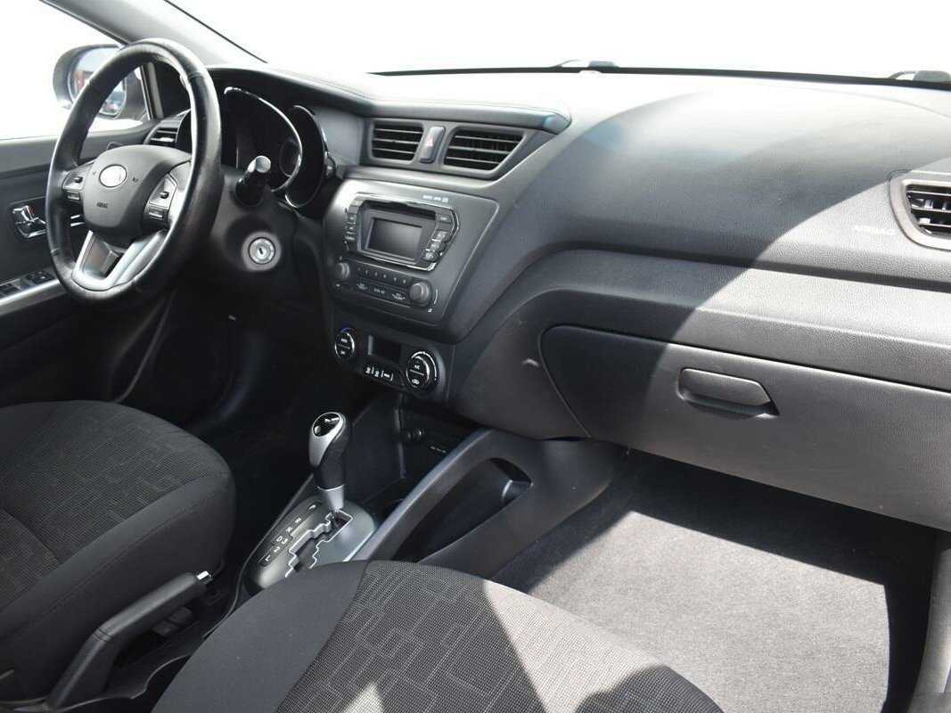 Купить Kia Rio с пробегом. Фото: #6