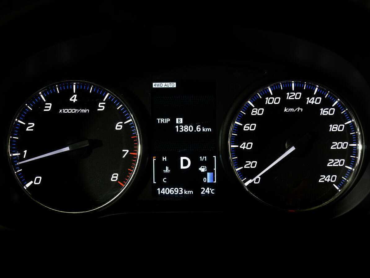 Купить Mitsubishi Outlander с пробегом. Фото: #17