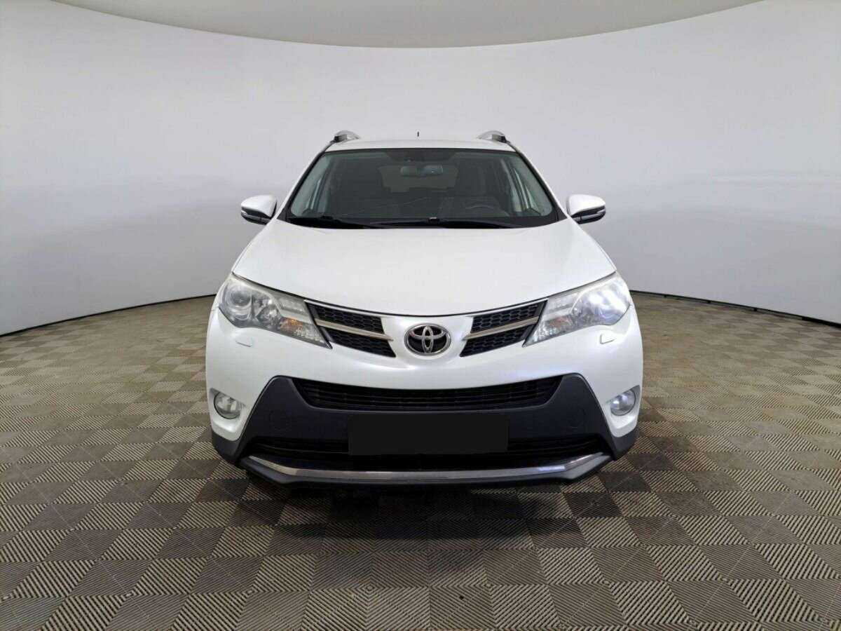 Купить Toyota RAV4 с пробегом. Фото: #1