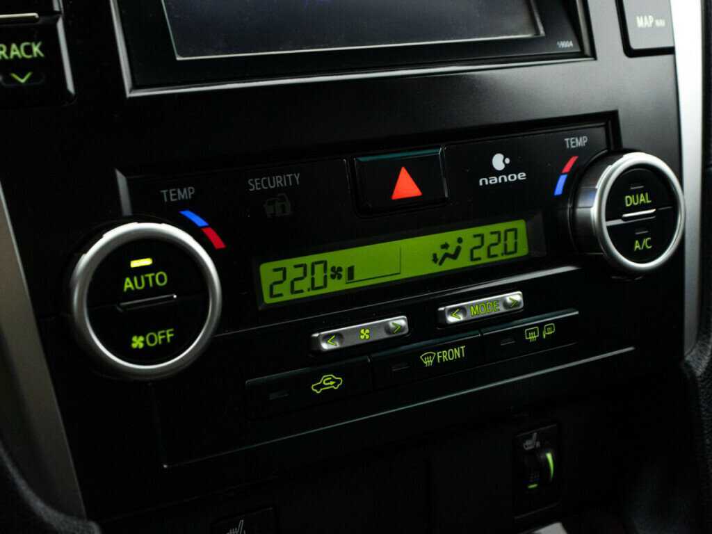 Купить Toyota Camry с пробегом. Фото: #16