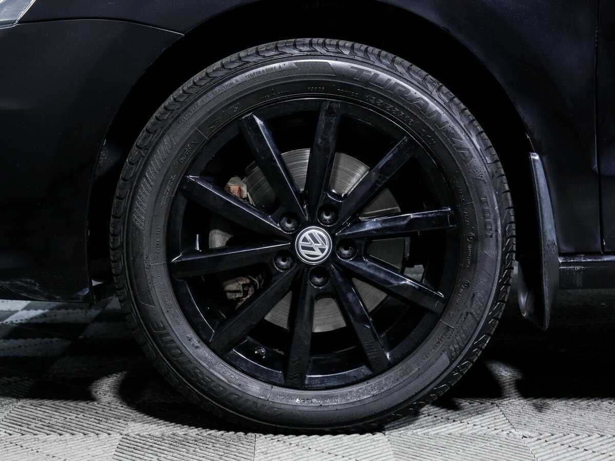 Купить Volkswagen Polo с пробегом. Фото: #11