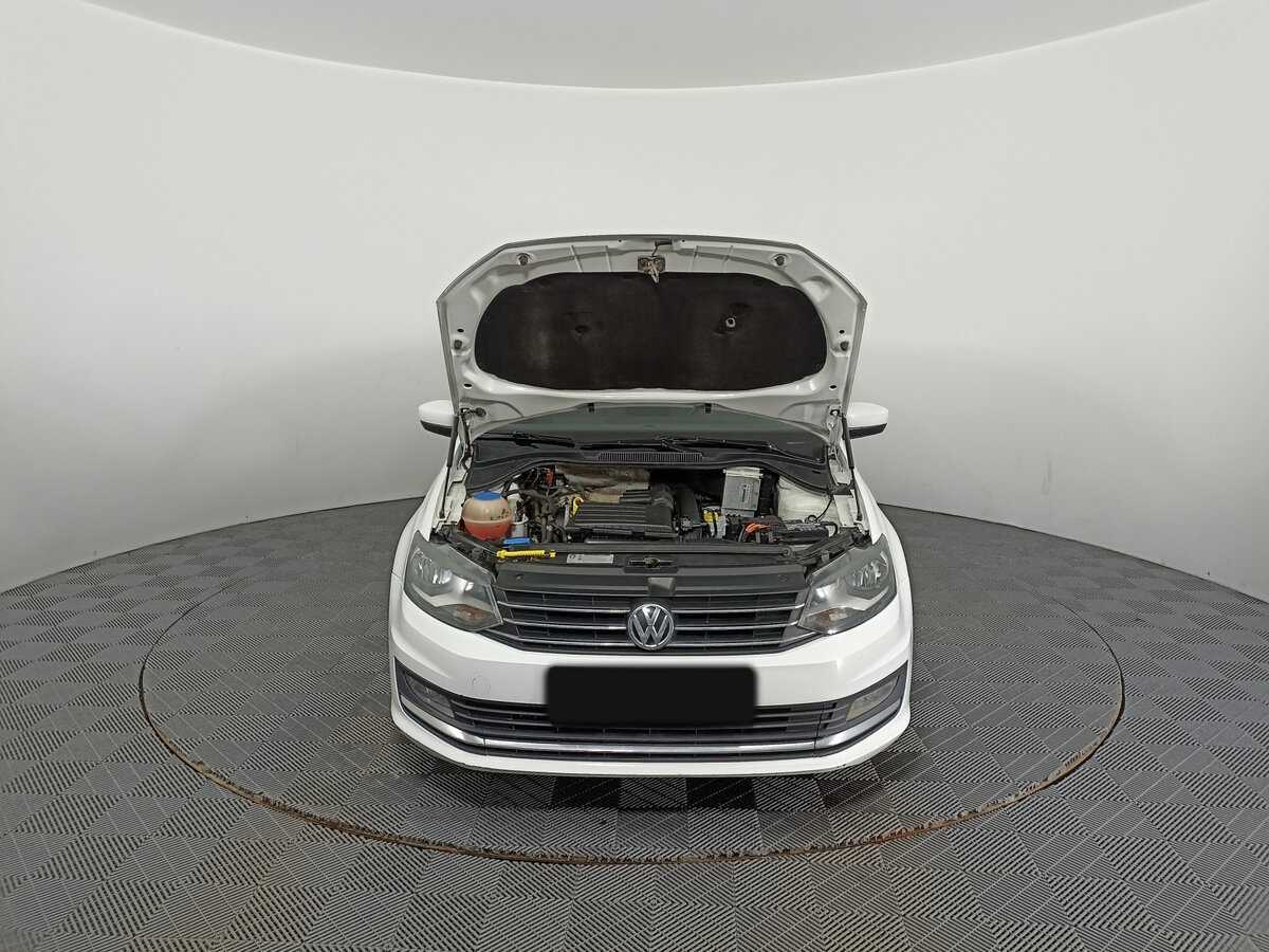 Купить Volkswagen Polo с пробегом. Фото: #8