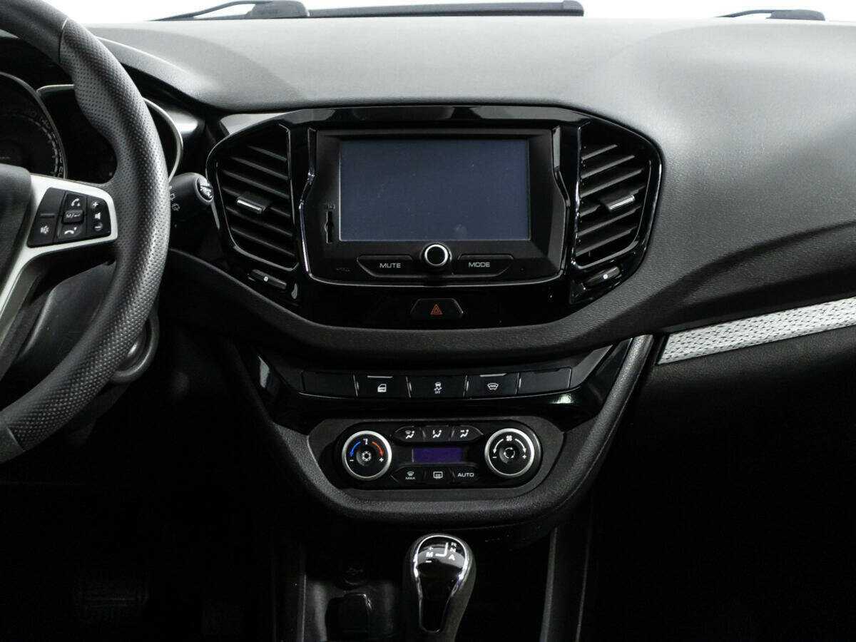 Купить Lada (ВАЗ) Vesta с пробегом. Фото: #12