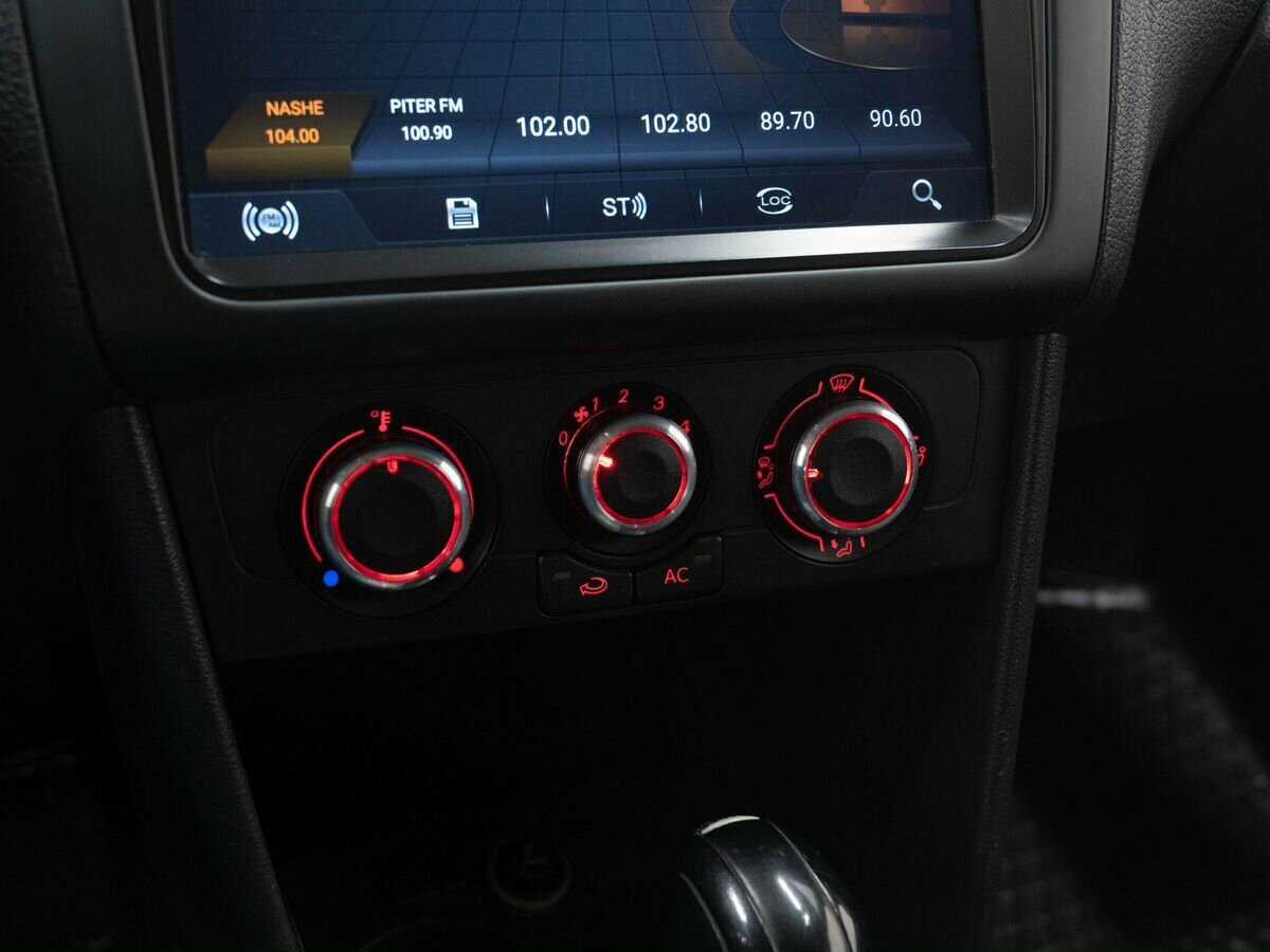 Купить Volkswagen Polo с пробегом. Фото: #18