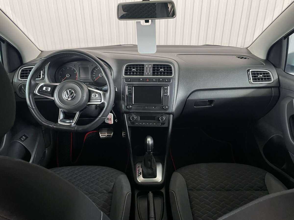 Купить Volkswagen Polo с пробегом. Фото: #12