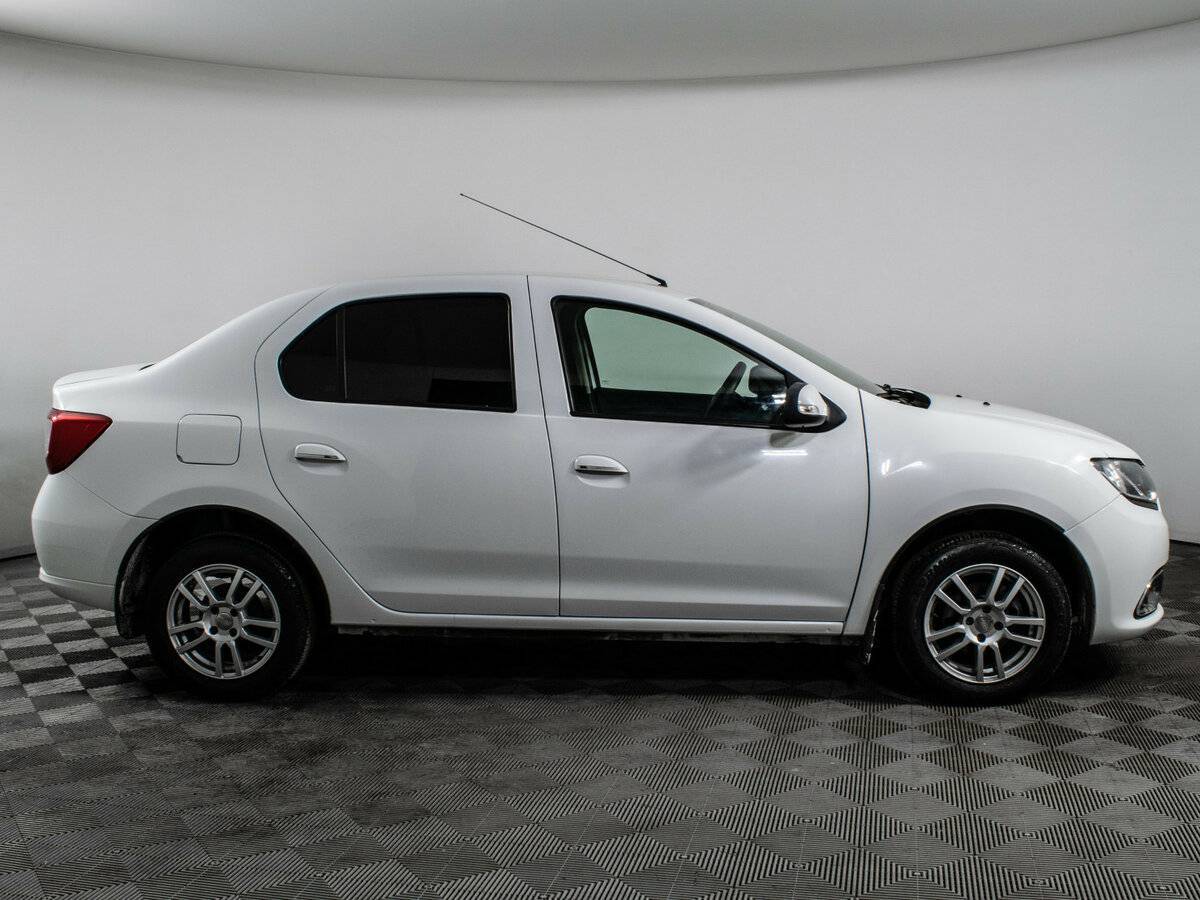 Купить Renault Logan с пробегом. Фото: #3