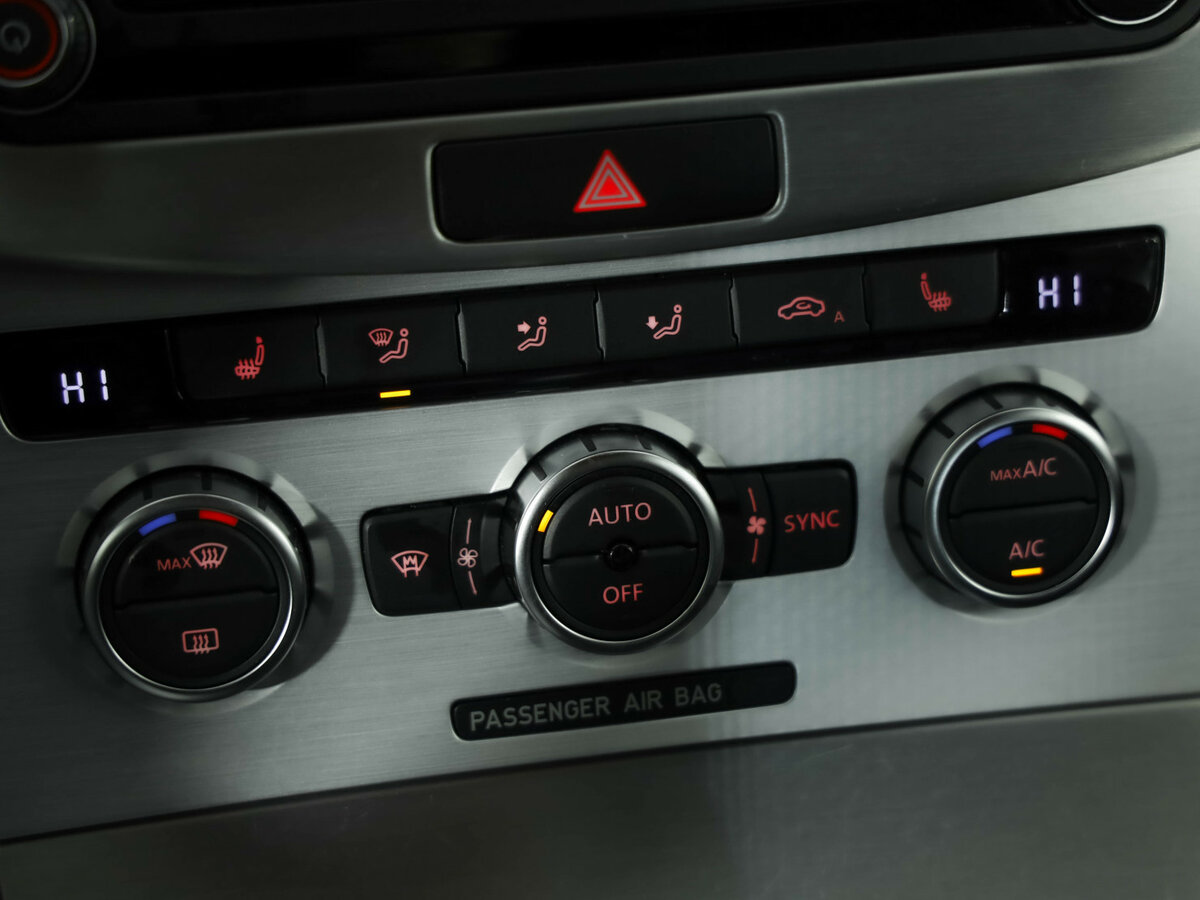 Купить Volkswagen Passat с пробегом. Фото: #17